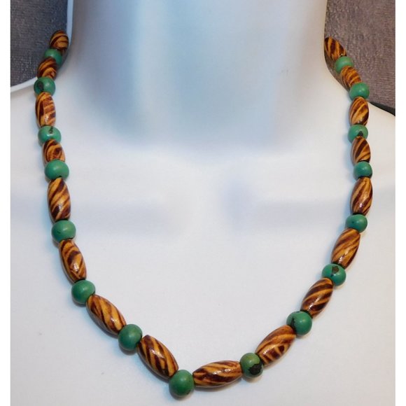 Men's Wooden Necklace - Picture 2 of 4